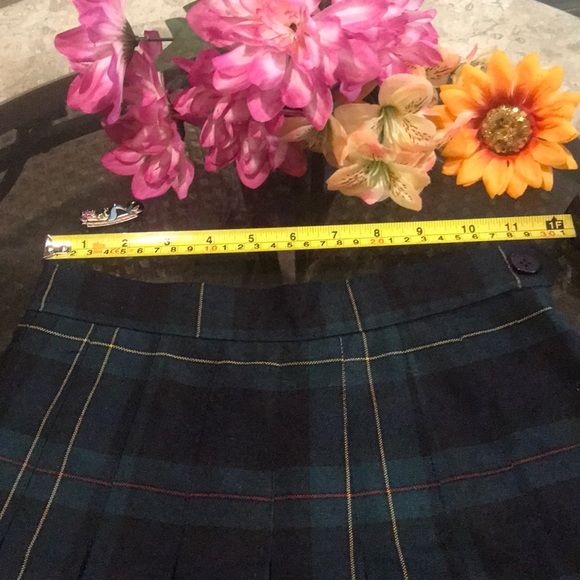 American Apparel Tennis Skirt - Picture 5 of 7